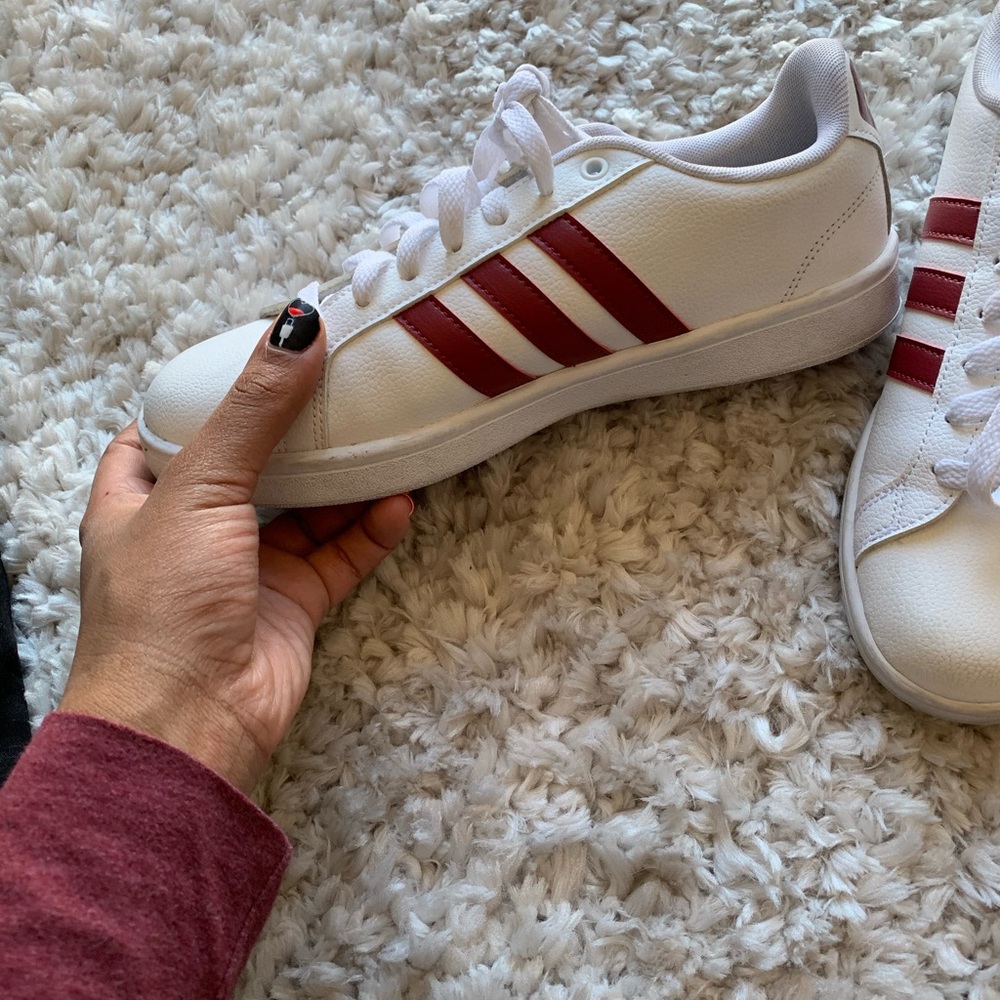Adidas - Picture 4 of 5